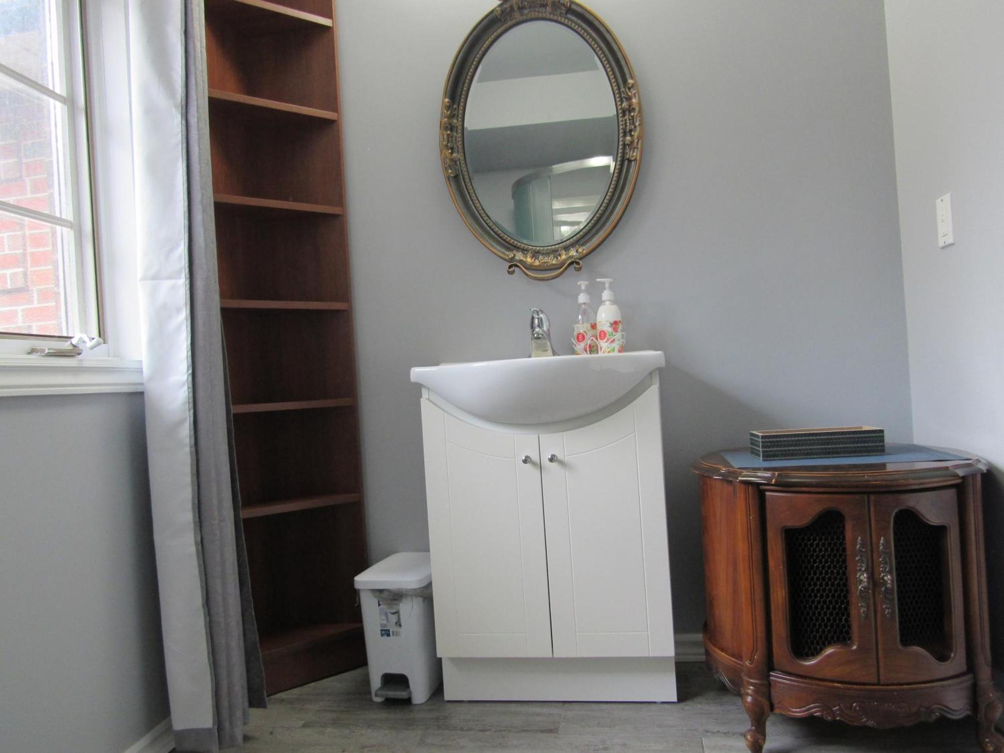 Luxury Suites At Military Trail Toronto Room photo